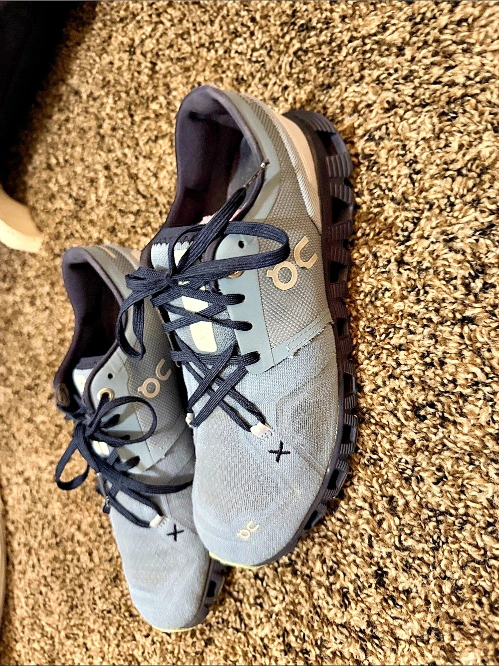 On Cloud x 3 woman’s 8.5